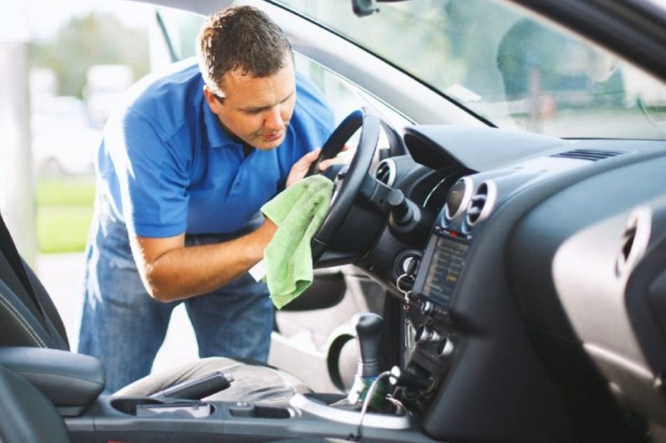 detailing a car